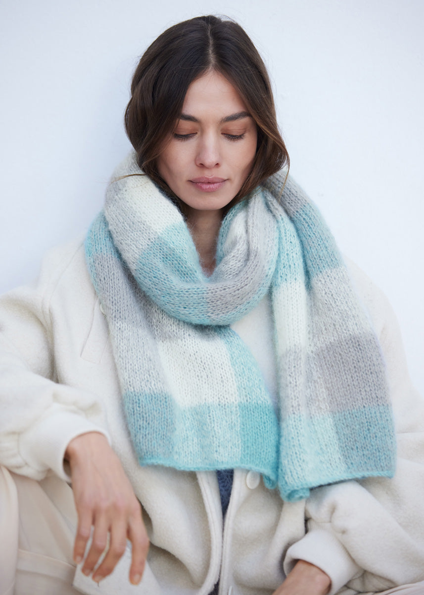 Knitting Pattern: Scarf Setasuri by Lana Grossa